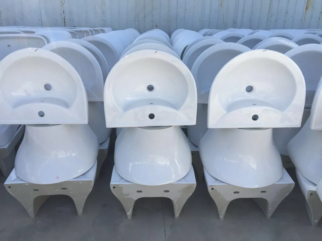 Pedestal Sink Detail 3