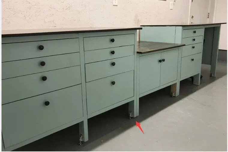 Metal Adjustable Legs Detail 1