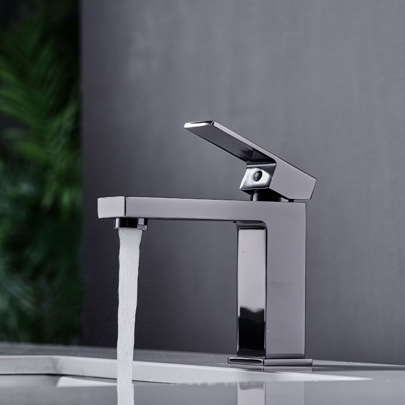 Single Lever Brass Kitchen Sink Bathroom Wash Basin Mixer Faucet