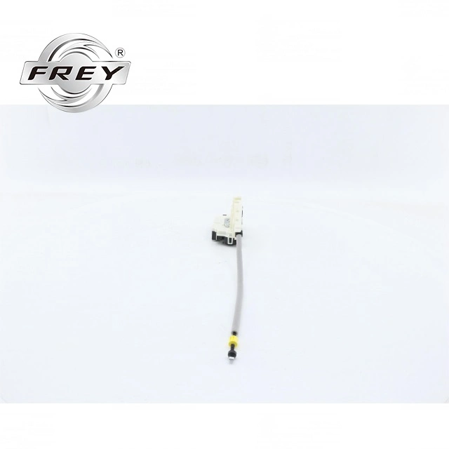 Auto Parts Front Right Door Lock Actuator Latch 2047201835 for Benz W204 W212 X204 C218 A207 C207