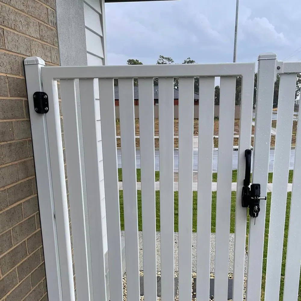 Minimum MOQ Gate and Fence Hardware Lock Pool Fences Security Latch Vinyl Door Lock