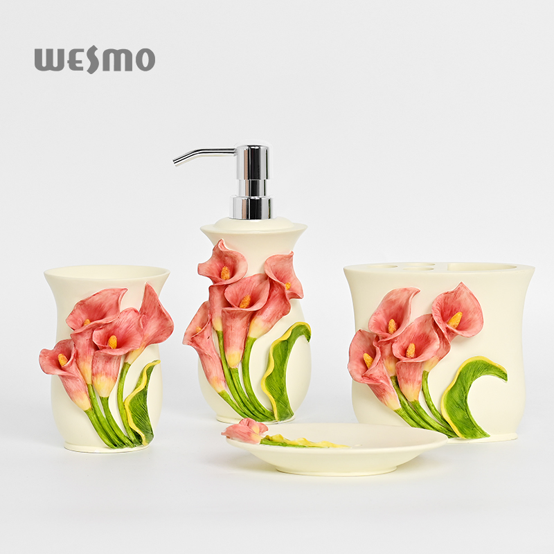 Hotel Bathroom Set Carved Flower Sculpture Design Manual Soap Dispenser Resin Bathroom Set