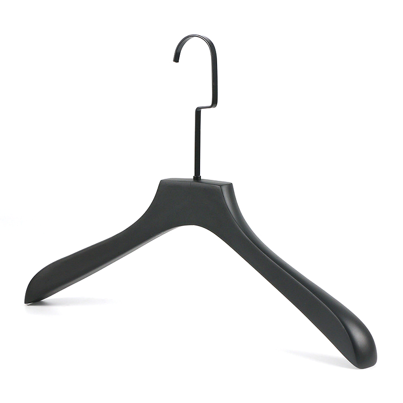 Wholesales Factory Price Customize Lacquer Solid Wood Clothing Non Slip Wooden Hangers Pants Bar Display Clothing