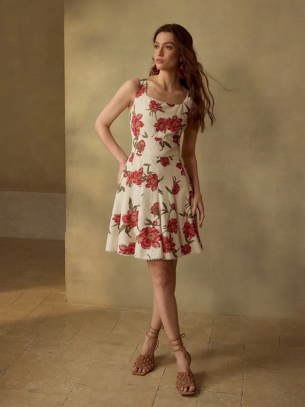Vestido de Alças Floral Detalhe 6