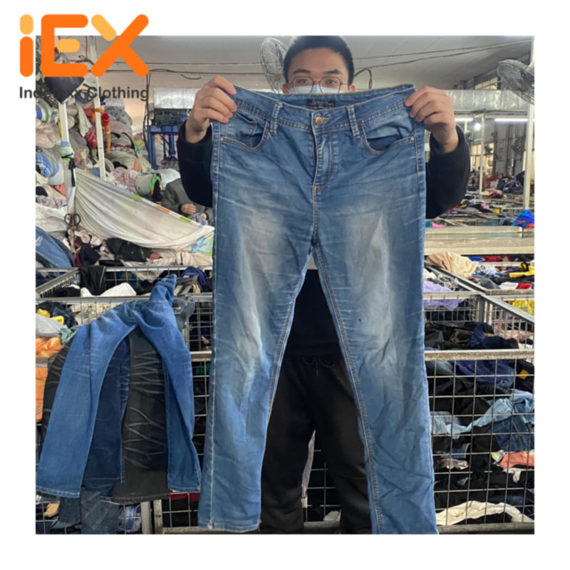 Calças Jeans Femininas Camisas em Lote Usadas de Denim Shorts de Cintura Alta Bale Atacado Tamanho Plus Roupas Usadas para Mulheres Roupas de Segunda Mão