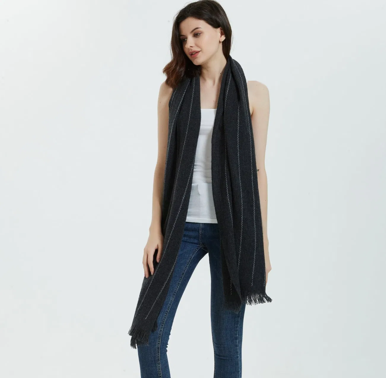 Cachecol Longo Feminino com Listras e Franjas 100% em Pura Cashmere Sustentável