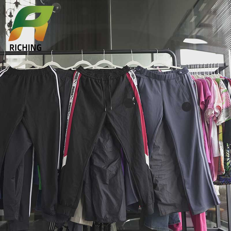 Marca Usada Ropa Roupas Femininas Atacado 40kg Marca Vintage Brechó Usado Fardos Roupas de Segunda Mão Premium