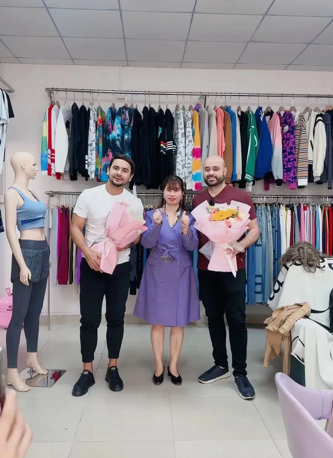 Calças de cintura alta de denim para mulheres grávidas europeias e americanas, calças skinny da moda com pernas pequenas e elásticas, mamãe estilosa