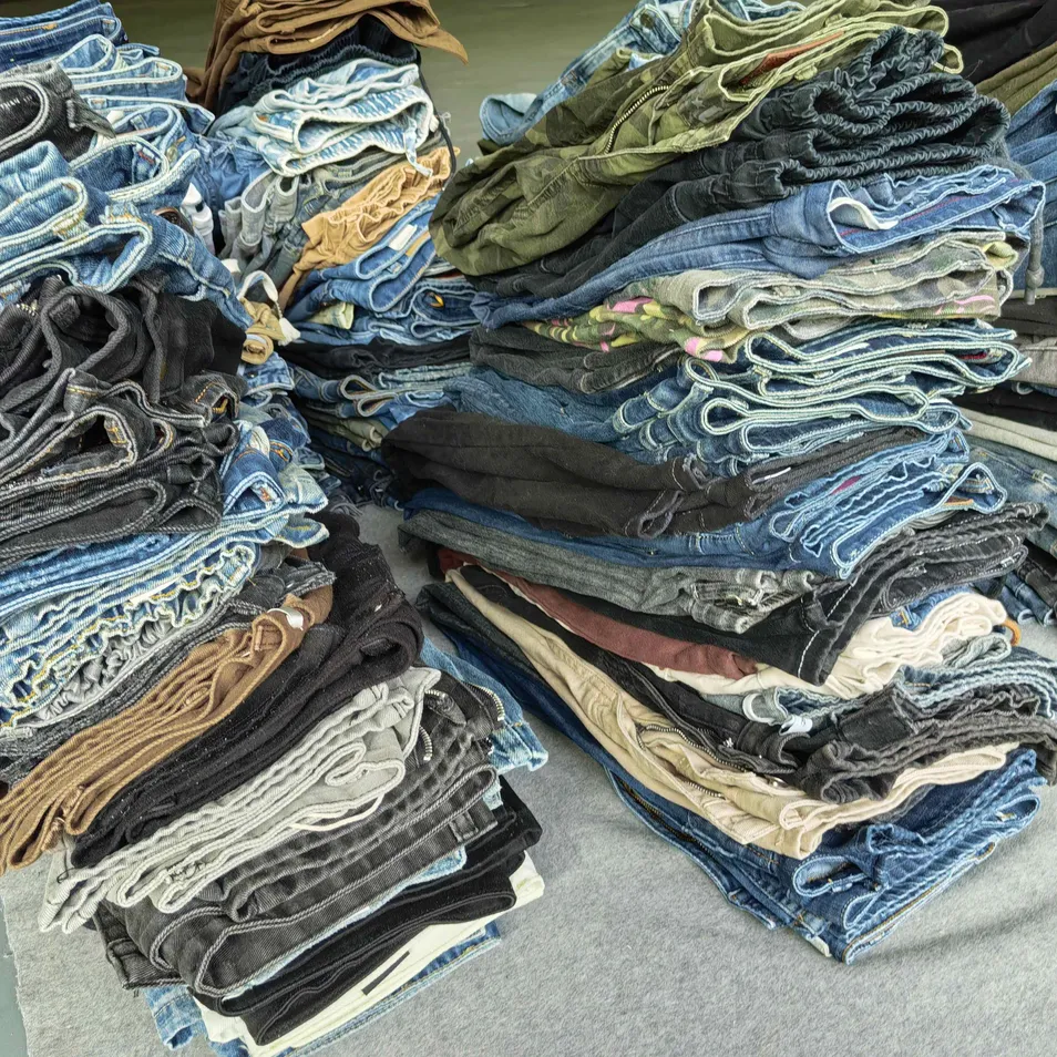 Venda Direta de Fábrica Calças Jeans Femininas Usadas em Boa Condição Roupas Usadas