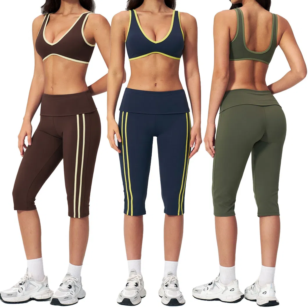 Traje Esportivo Feminino Detalhado