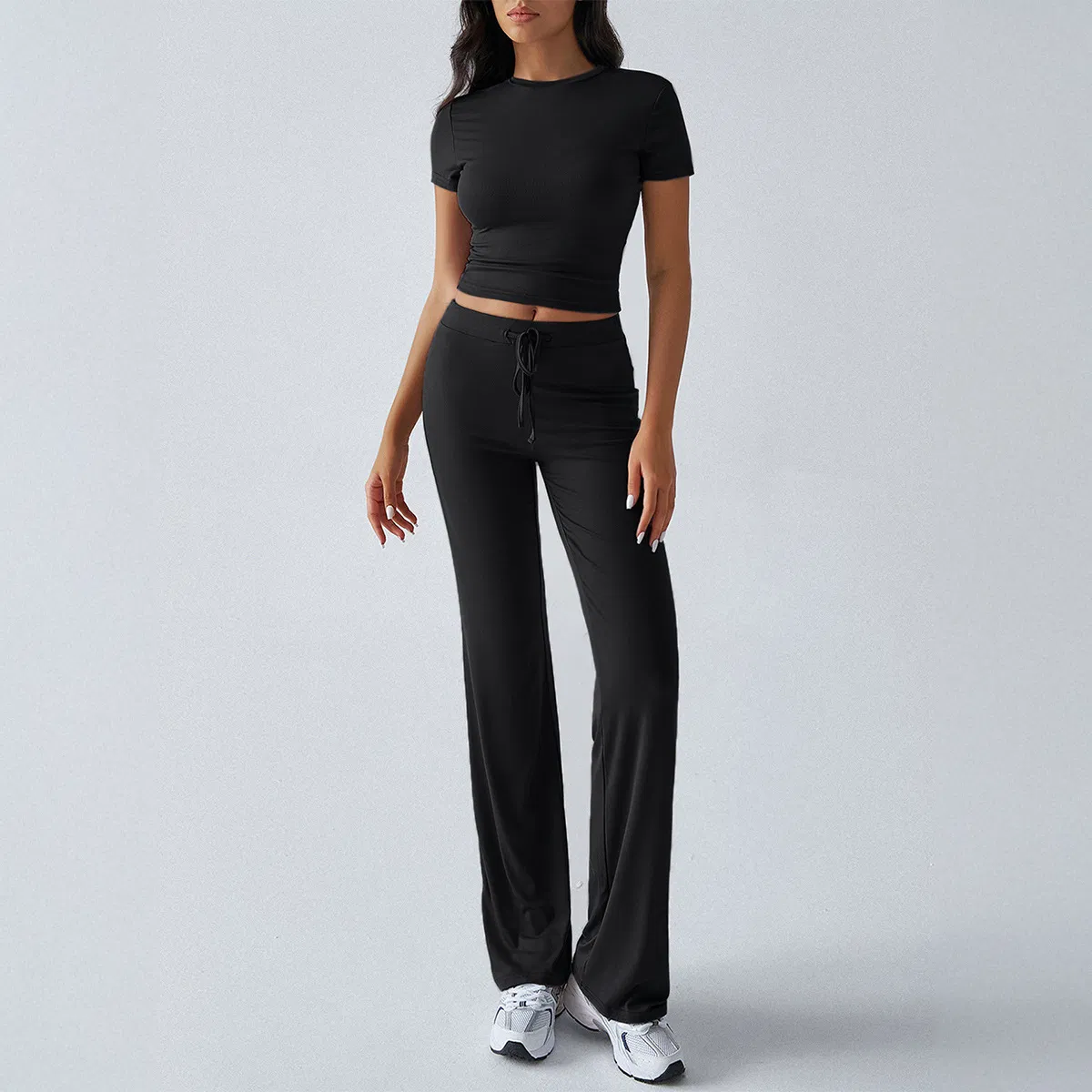 Conjunto de Tops Curtos Casuais Femininos para Lazer Urbano em Cores Sólidas para Primavera Verão, Moda Transfronteiriça para a Europa e Estados Unidos