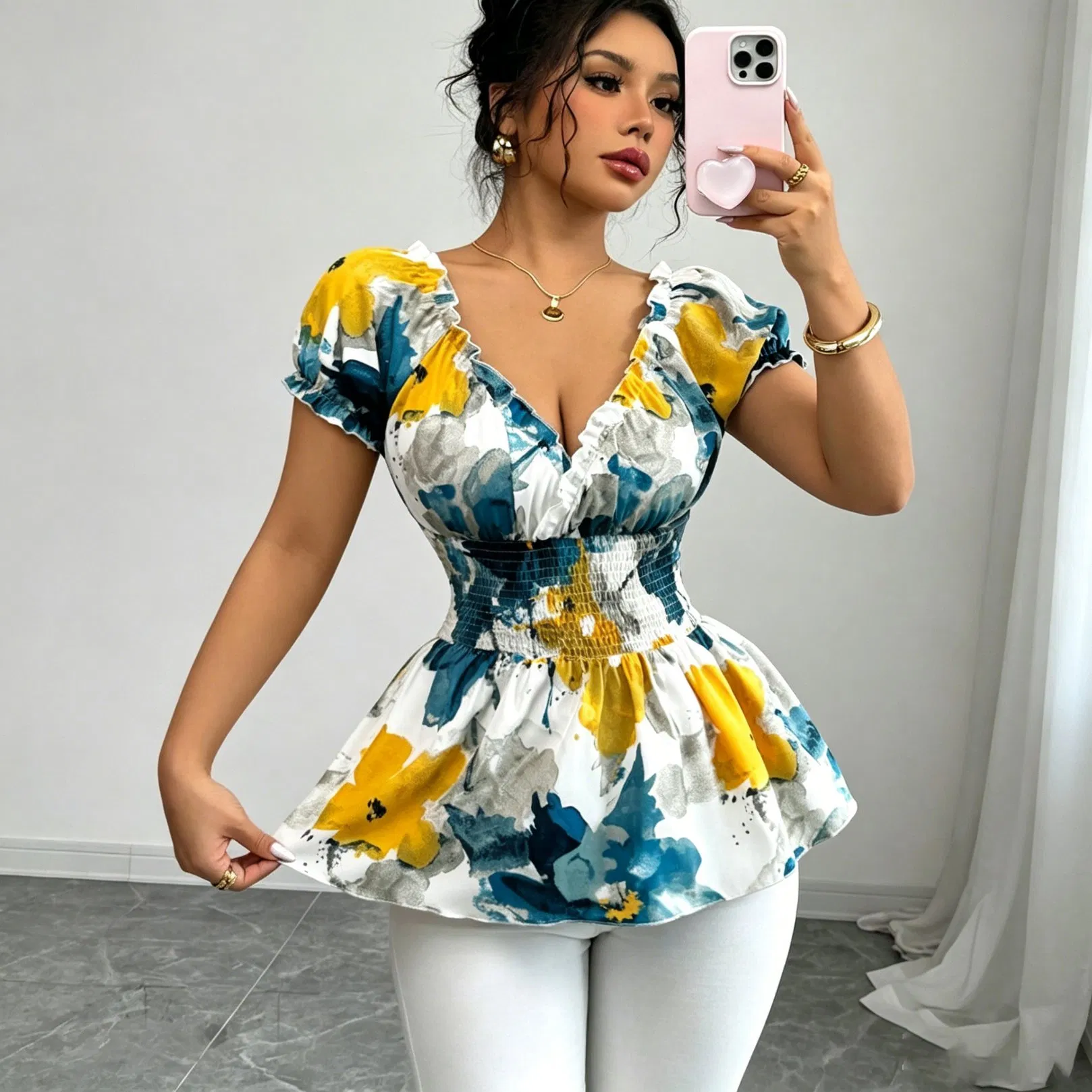 Blusa peplum ajustada de verão com decote em V, mangas curtas com babados, cintura smock e estampa floral para mulheres, personalizada OEM ODM