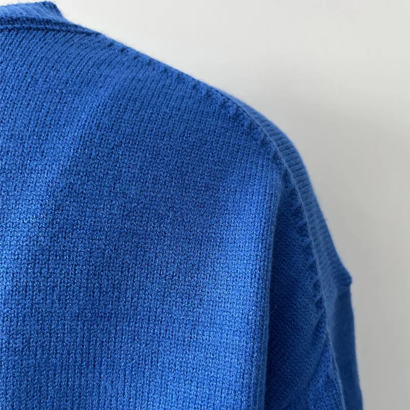 Suéter detalhe 8