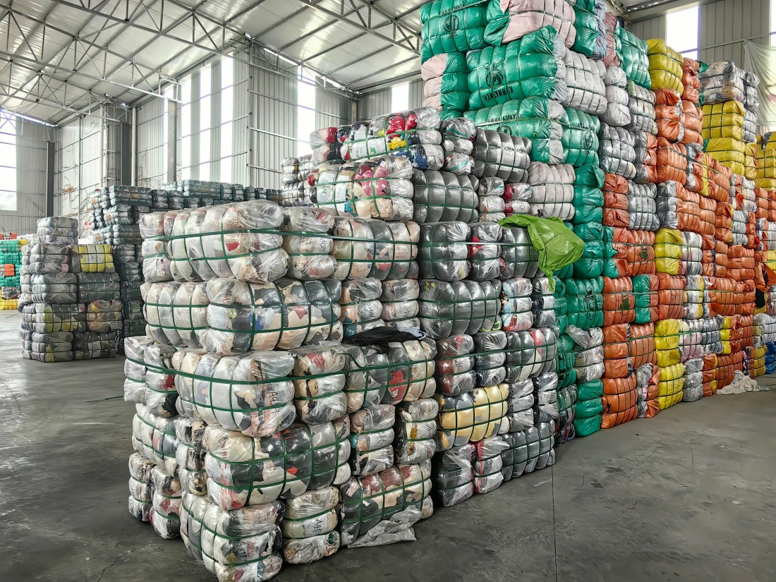 Venda Direta de Fábrica Calças Jeans Femininas Usadas em Boa Condição Roupas Usadas