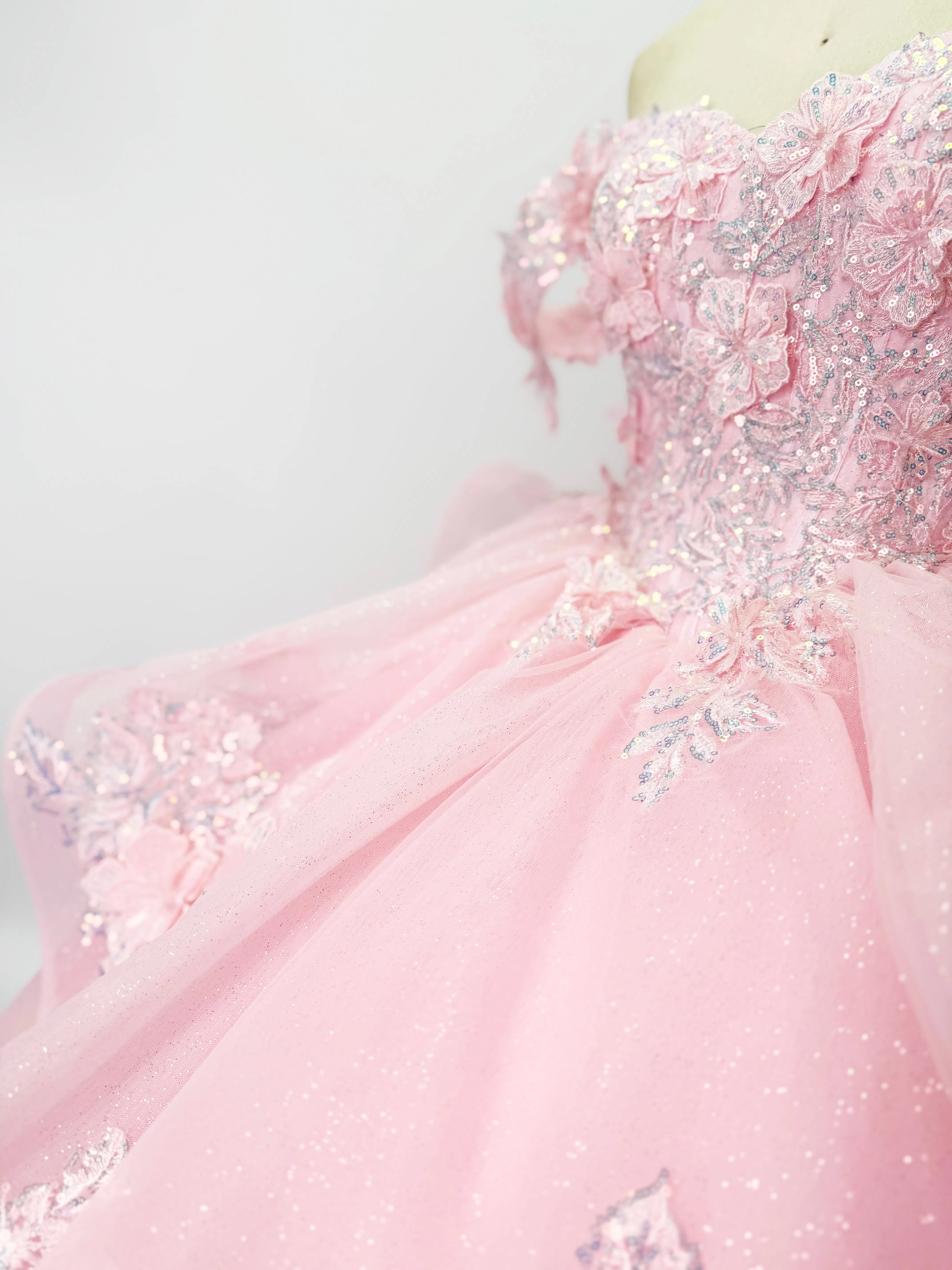 Vestido de Festa de Quinceanera Rosa Princesa Off Shoulder com Decote Coração em Renda para Mulheres, Vestido de Casamento, Vestido de Menina, Vestido de Baile