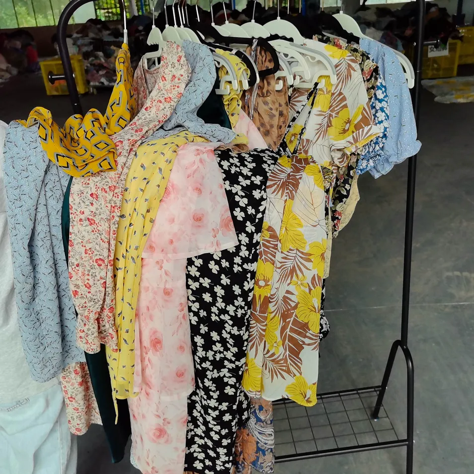 Venda Direta de Fábrica Calças Jeans Femininas Usadas em Boa Condição Roupas Usadas