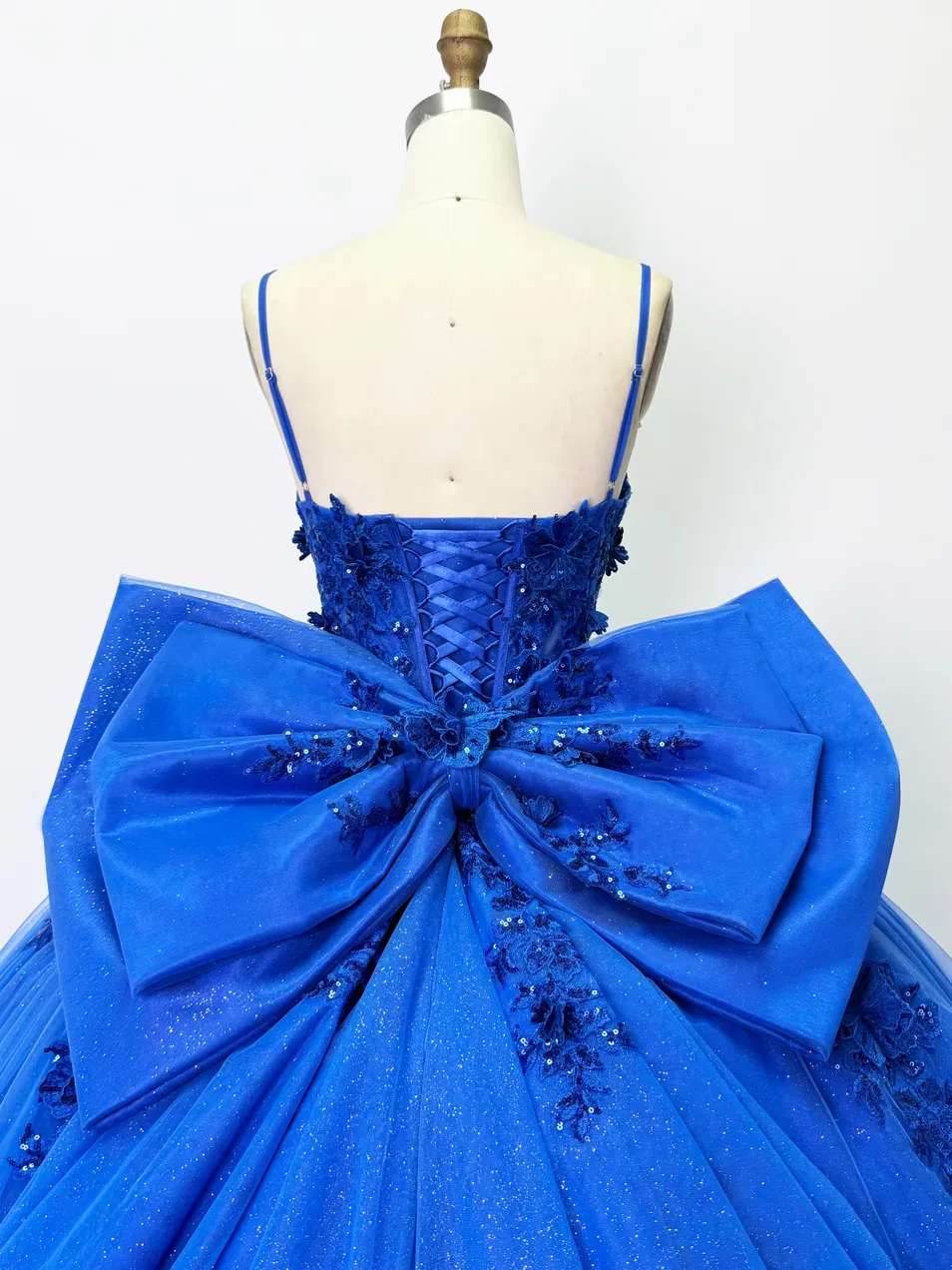 Detalhe do decote do Vestido de Princesa
