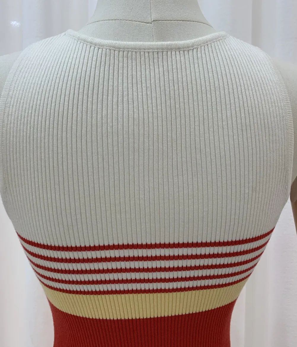 Vestido de malha leve, vibrante e colorido com listras para o verão feminino