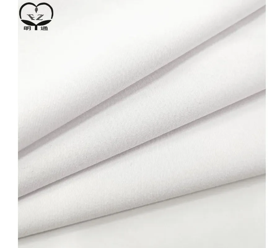 Tecido de Poliéster Twill à Frente da Moda para Tendências Sazonais