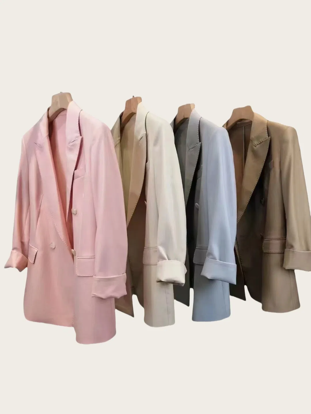 Conjunto de Trabalho Feminino Luxuoso e Confortável com Ajuste Relaxado para Escritório