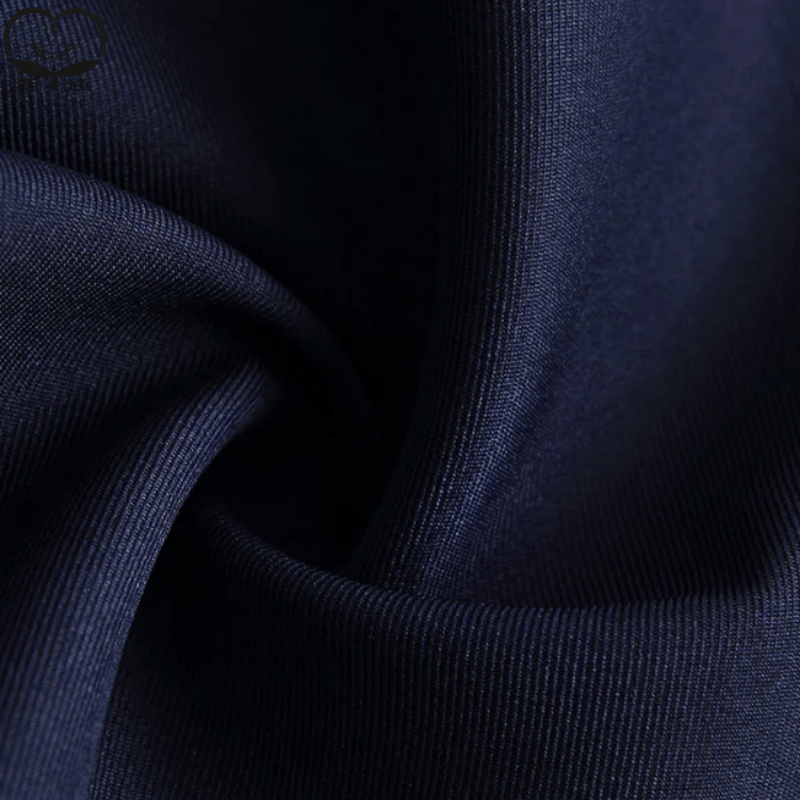 Tecido de Poliéster Twill à Frente da Moda para Tendências Sazonais