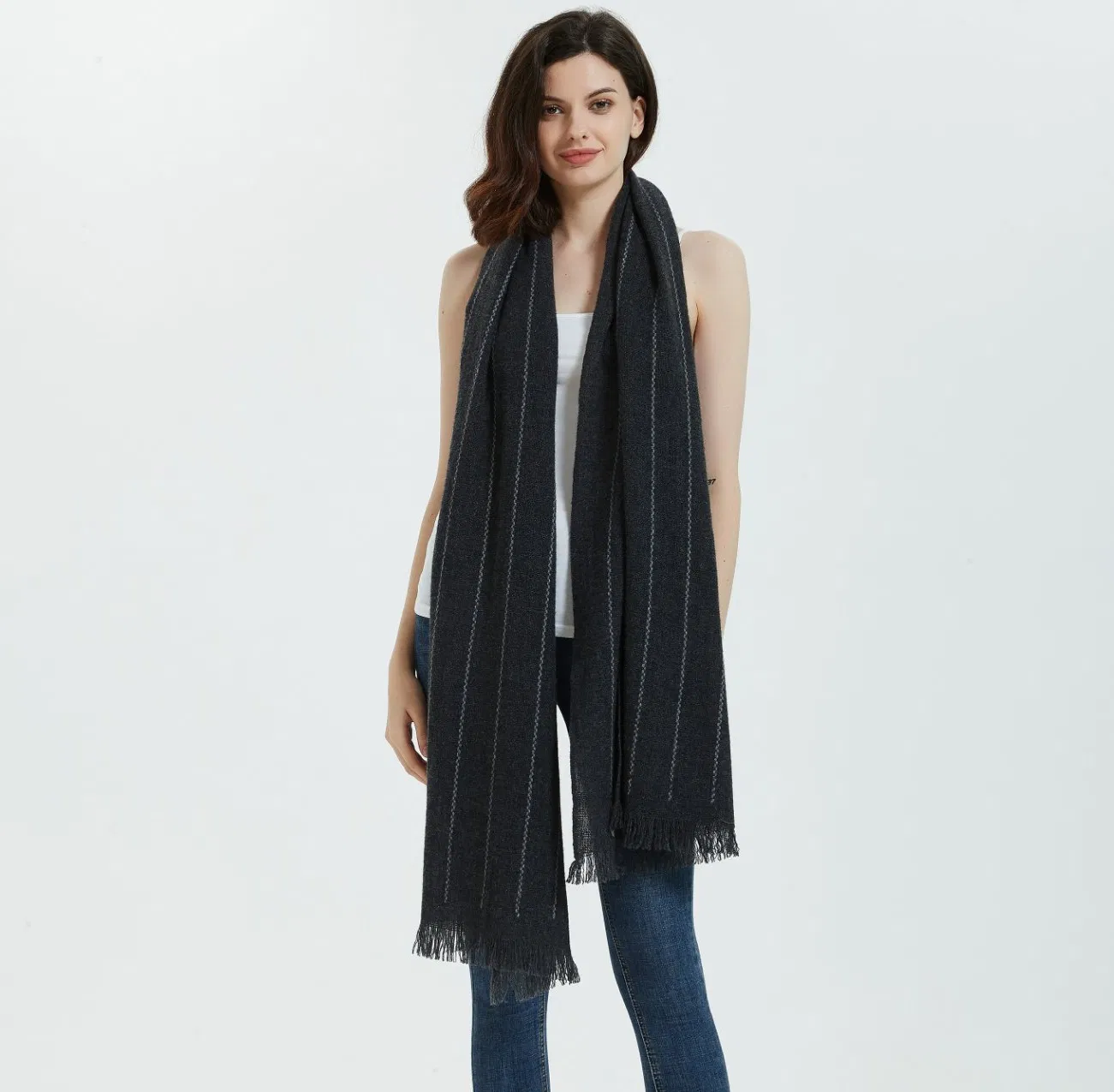 Cachecol Longo Feminino com Listras e Franjas 100% em Pura Cashmere Sustentável