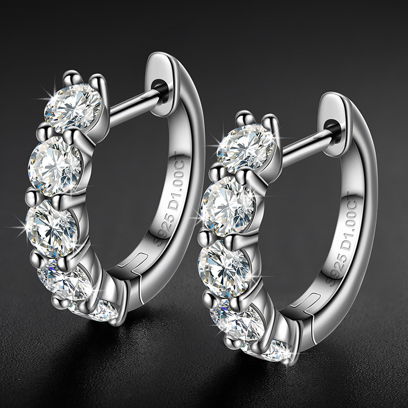 Estilo Urbano de Moda 0.2CT 925 Brincos Huggie Hoop de Prata Esterlina com Diamante Moissanite Vvs para Mulheres