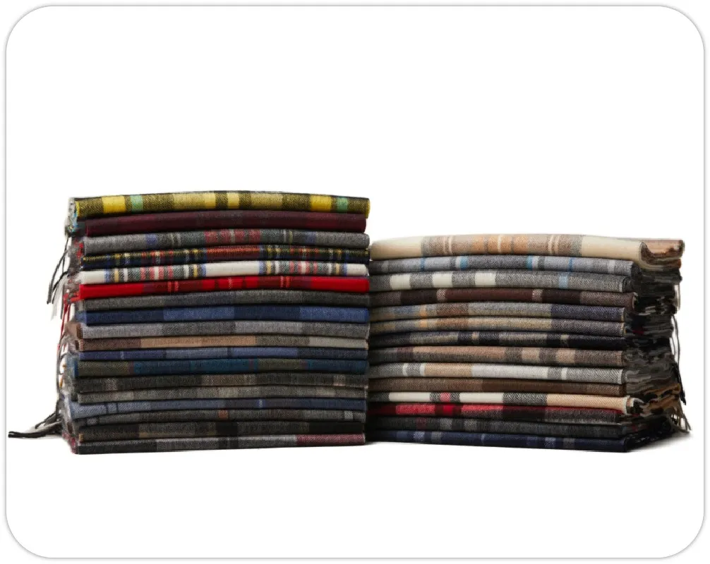 Cachecol xadrez de franjas em cashmere sustentável para mulheres