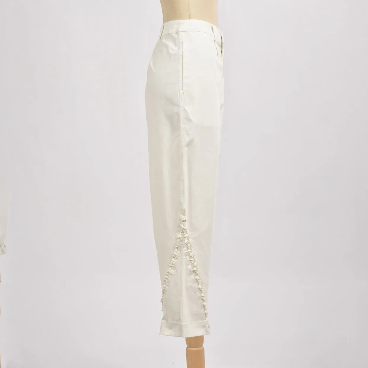 Calças cropped de cintura alta off white com recortes laterais, calças soltas plissadas para escritório, modelo reto para mulheres, personalização OEM