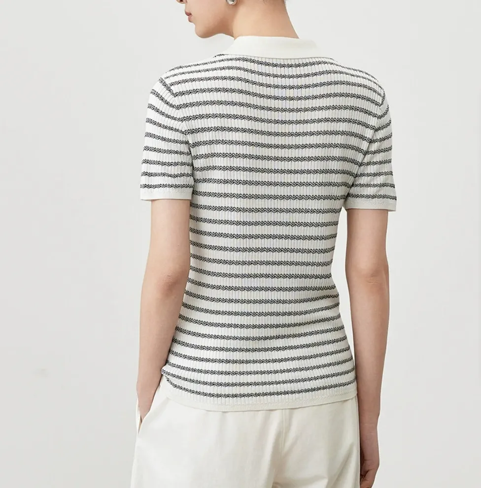 Fábrica Personalizada Blusas de Seda para Mulheres com Manga Curta Listrada e Gola Polo