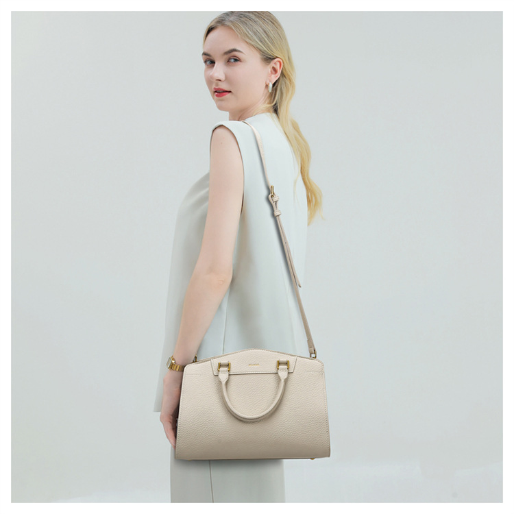 Bolsa de Mulher Simples Moda Urbana Bolsa Feminina Grande Capacidade Bolsa de Transporte Nova Bolsa de Ombro