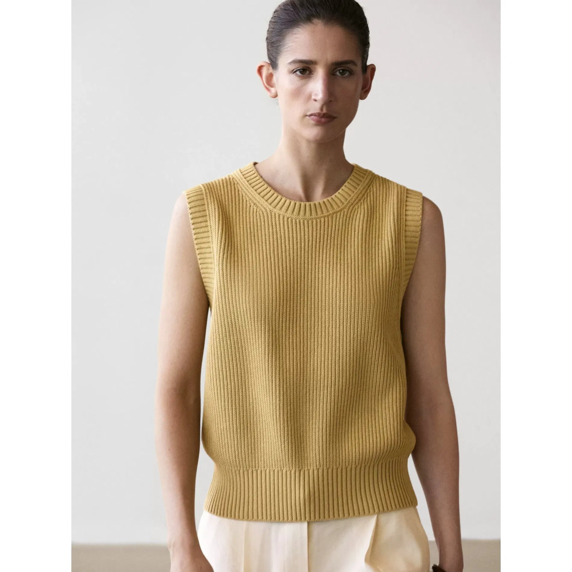 Estilo Casual de Trabalho para o Dia a Dia Primavera Verão Novo Algodão Blusa Sem Mangas com Gola Redonda e Acabamento Canelado para Mulheres Atacado Colete Moda Feminina Malhas
