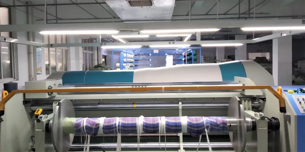 Cachecol Longo Feminino com Listras e Franjas 100% em Pura Cashmere Sustentável