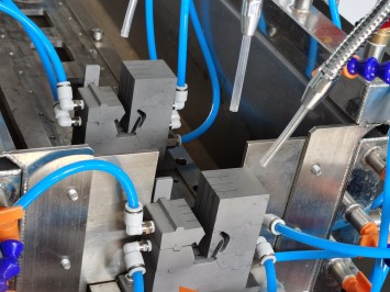 Extrusion line detail 3