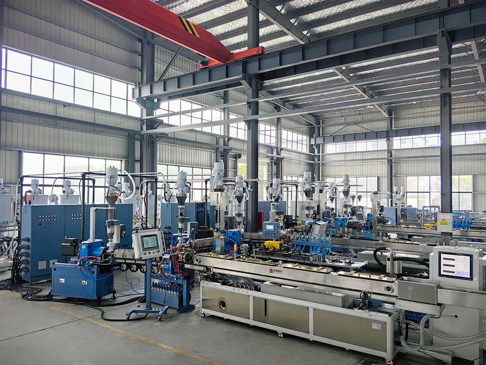 China OEM Automotive Tube Extrusion Line Supplier BAOD international compliance