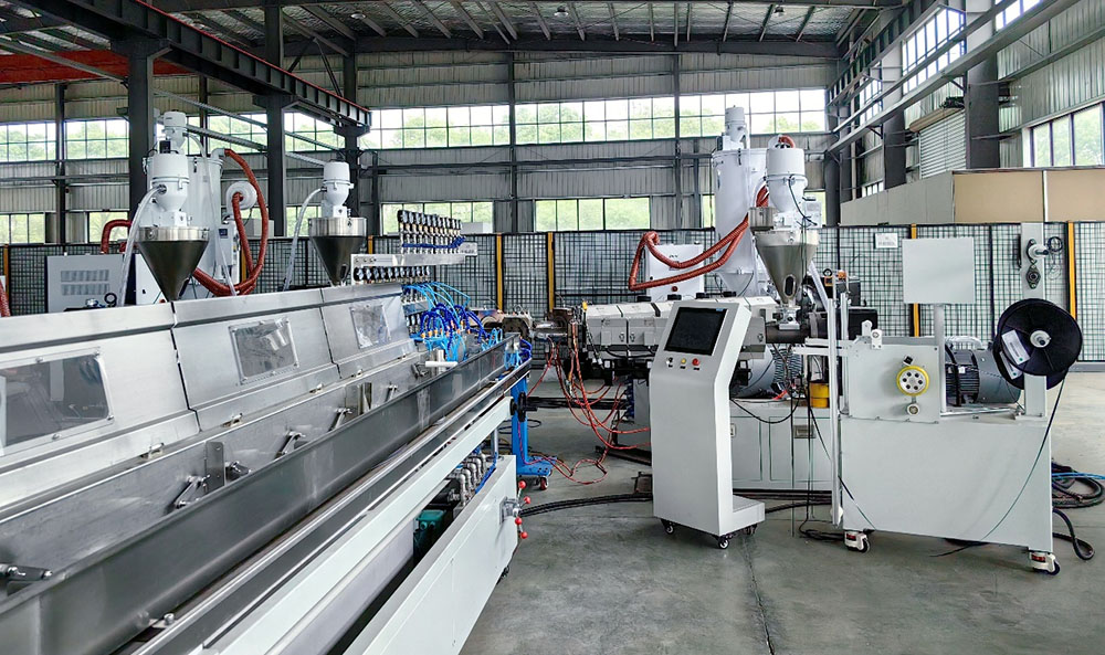BAOD top automation TPV PVC automobile sealing strip extrusion line supplier 2026