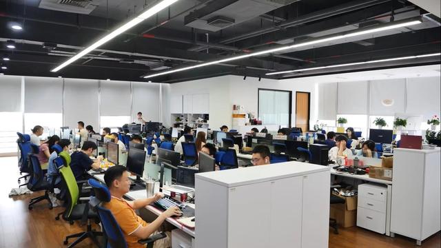 ECU programming equipment for engine control unit coding and flashing