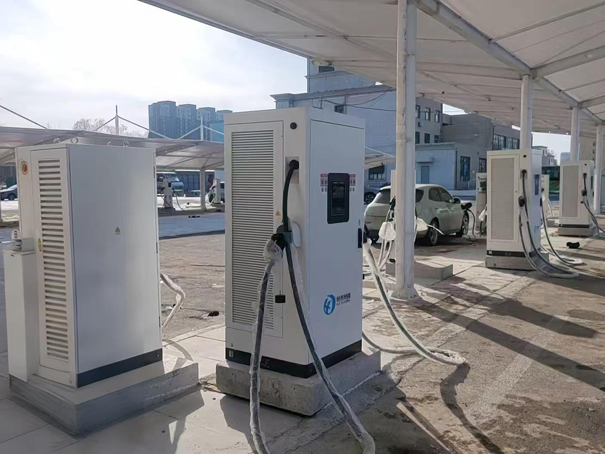 10 units of 120kW DC charging stations