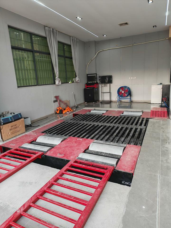 AA4C 4WD 1000hp 2000hp Vehicle Chassis Dynamometer Machine Horse Power Machine Vehicle Inspection Equipments