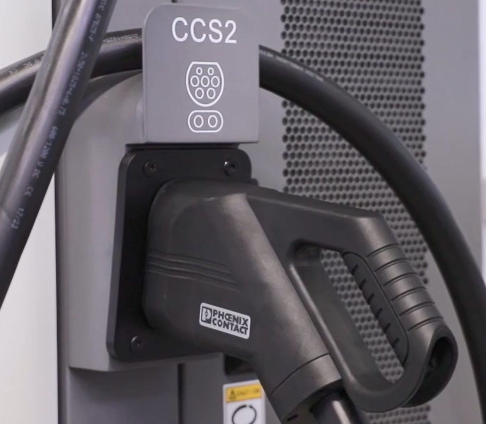 High-speed CCS2 New EV Public Waterproof IP54 120kW OCPP1.6j DC Floor-stand EV Charging Station
