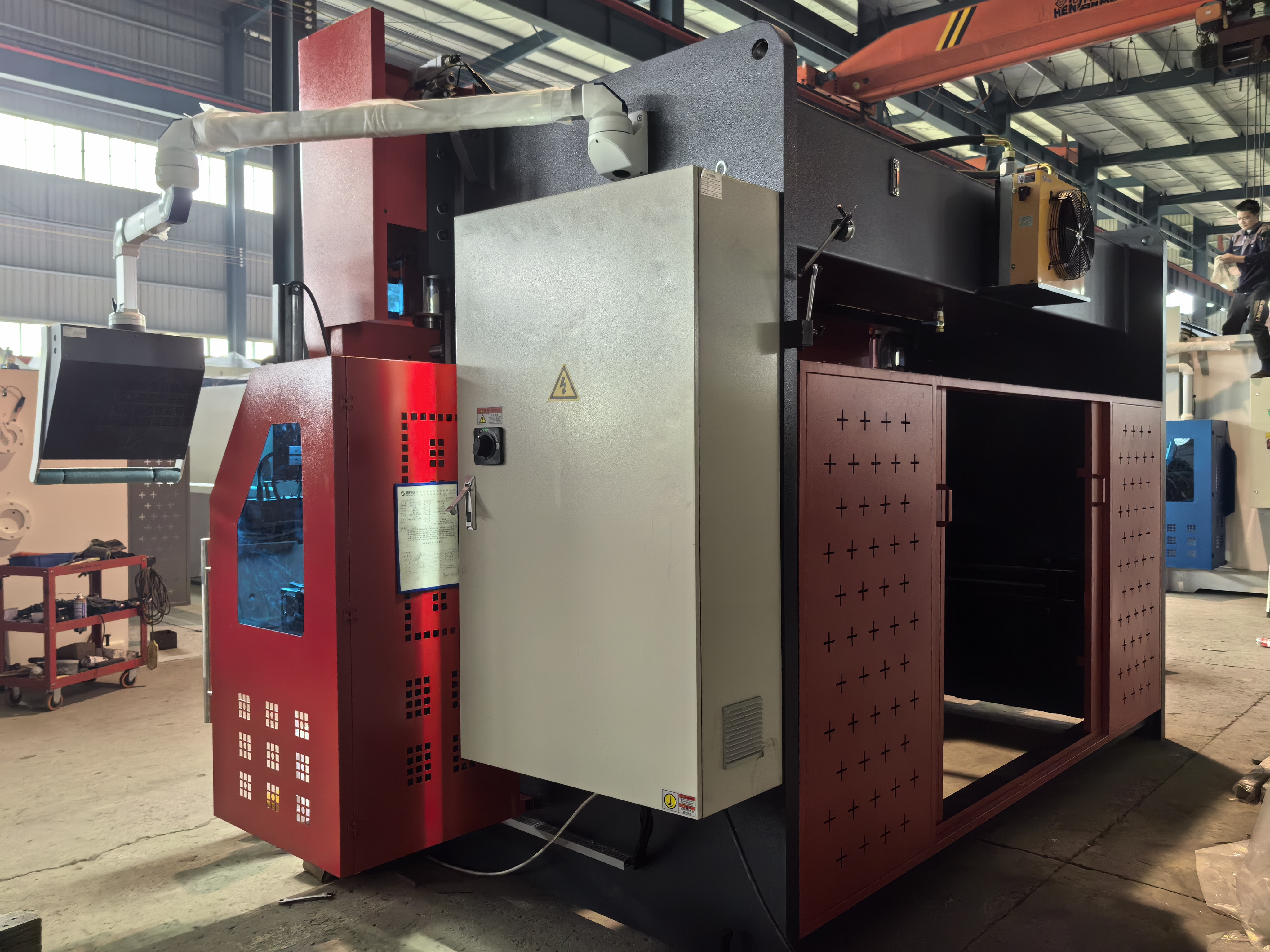 CNCColgar 220T 4000mm CNC Press Brake DELEM DA69T Electro-Hydraulic Synchronized Bending Machine Sheet Metal Folding Tool