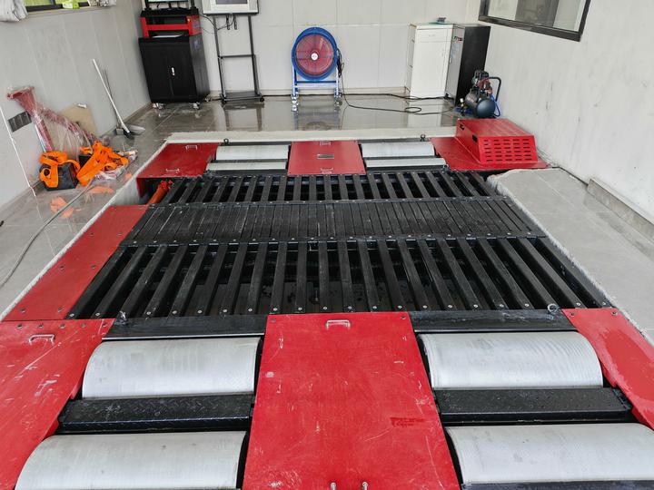 AA4C 4WD 1000hp 2000hp Vehicle Chassis Dynamometer Machine Horse Power Machine Vehicle Inspection Equipments