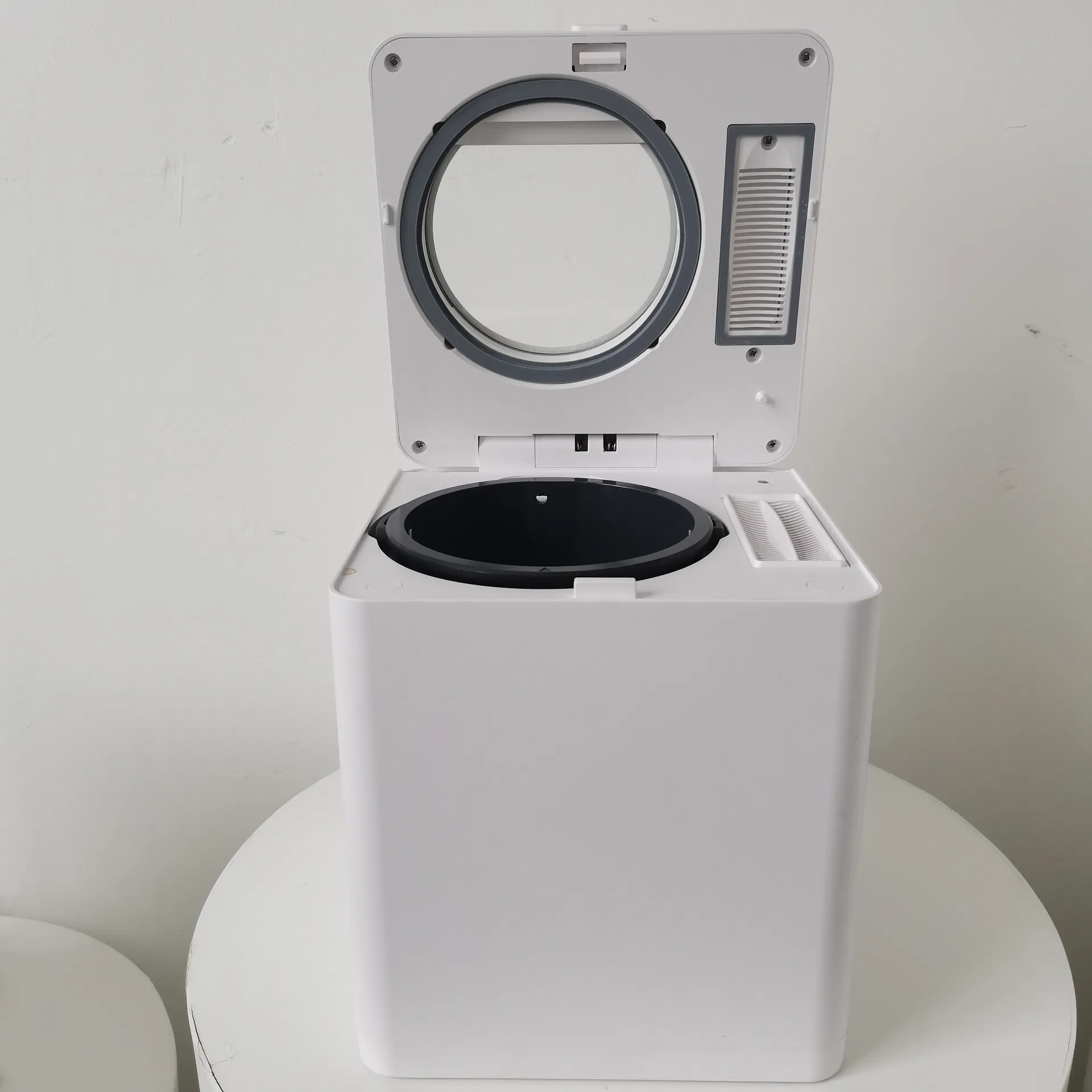 Smart Compost Bin View 2