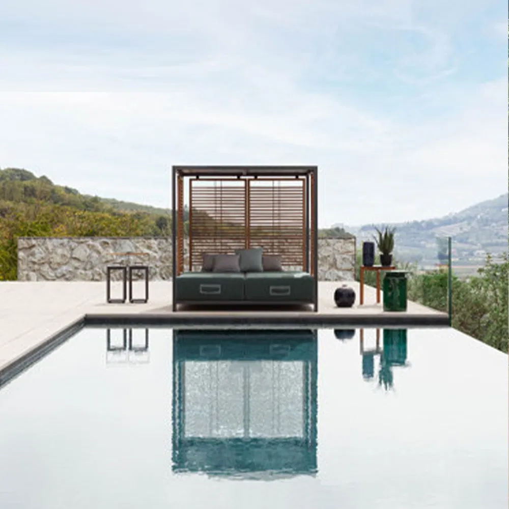 Outdoor Daybed Detail 2