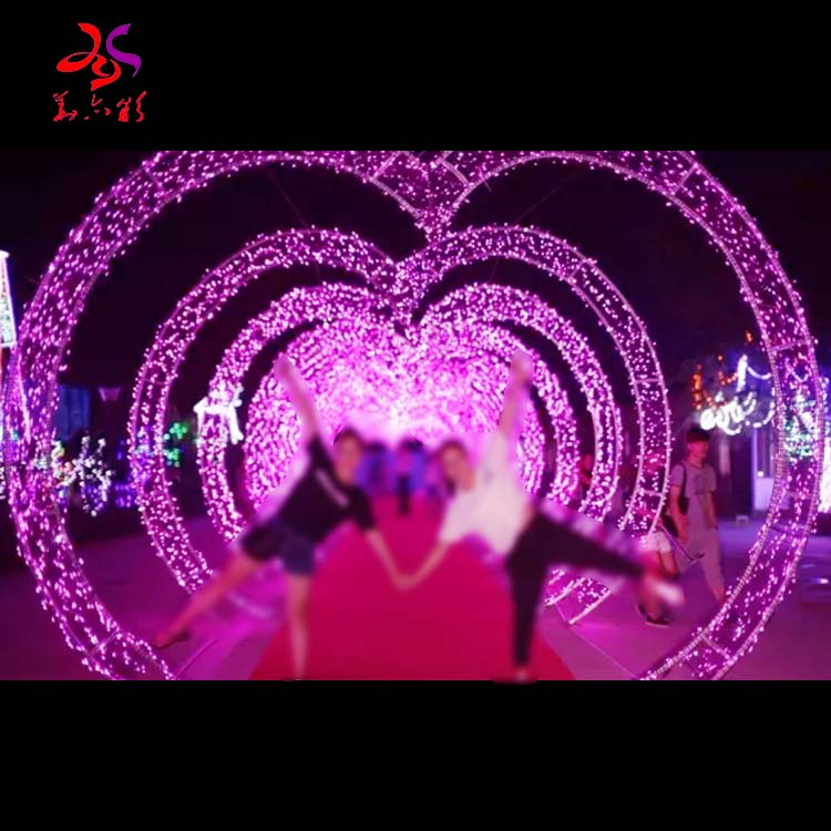 Outdoor Heart Shape Across Street LED Arch Tunnel Lighting