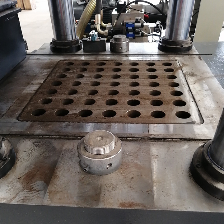 Seed Starting Plugs Pallet Seedling Soil Block Hydraulic Press Machine