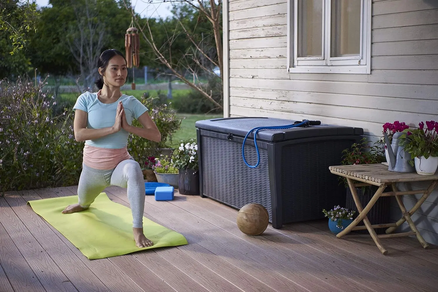 Storage Benches Detail 6
