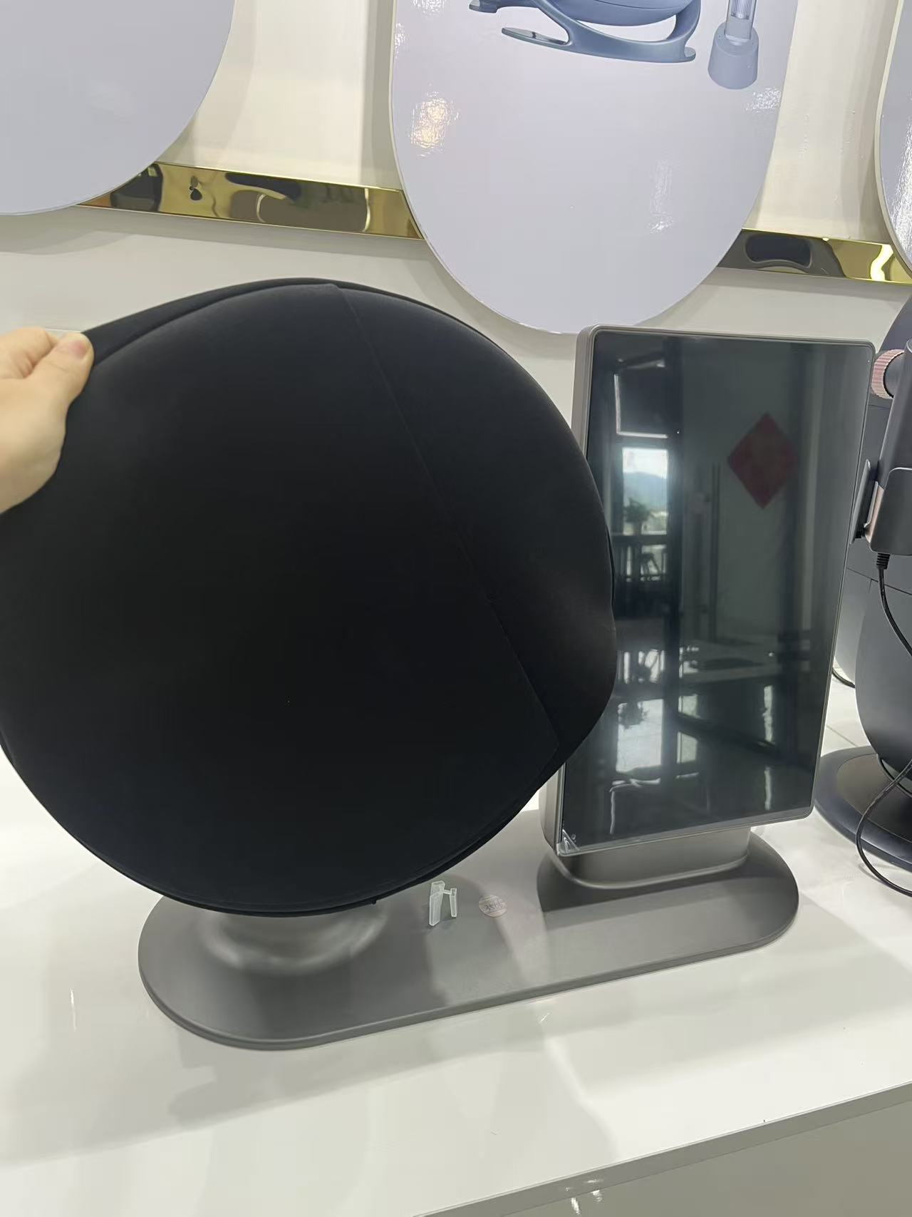 Product Display 2