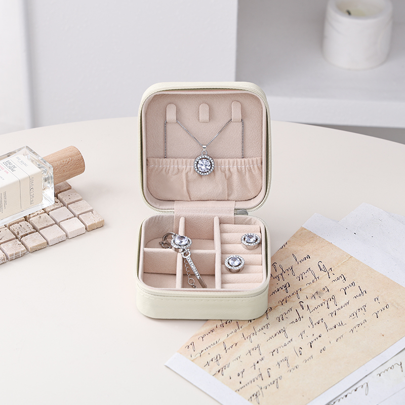 Travel Leather Waterproof Jewelry Gift Box Storage Jewellery Organizer Kid's Jewelry Packaging Box