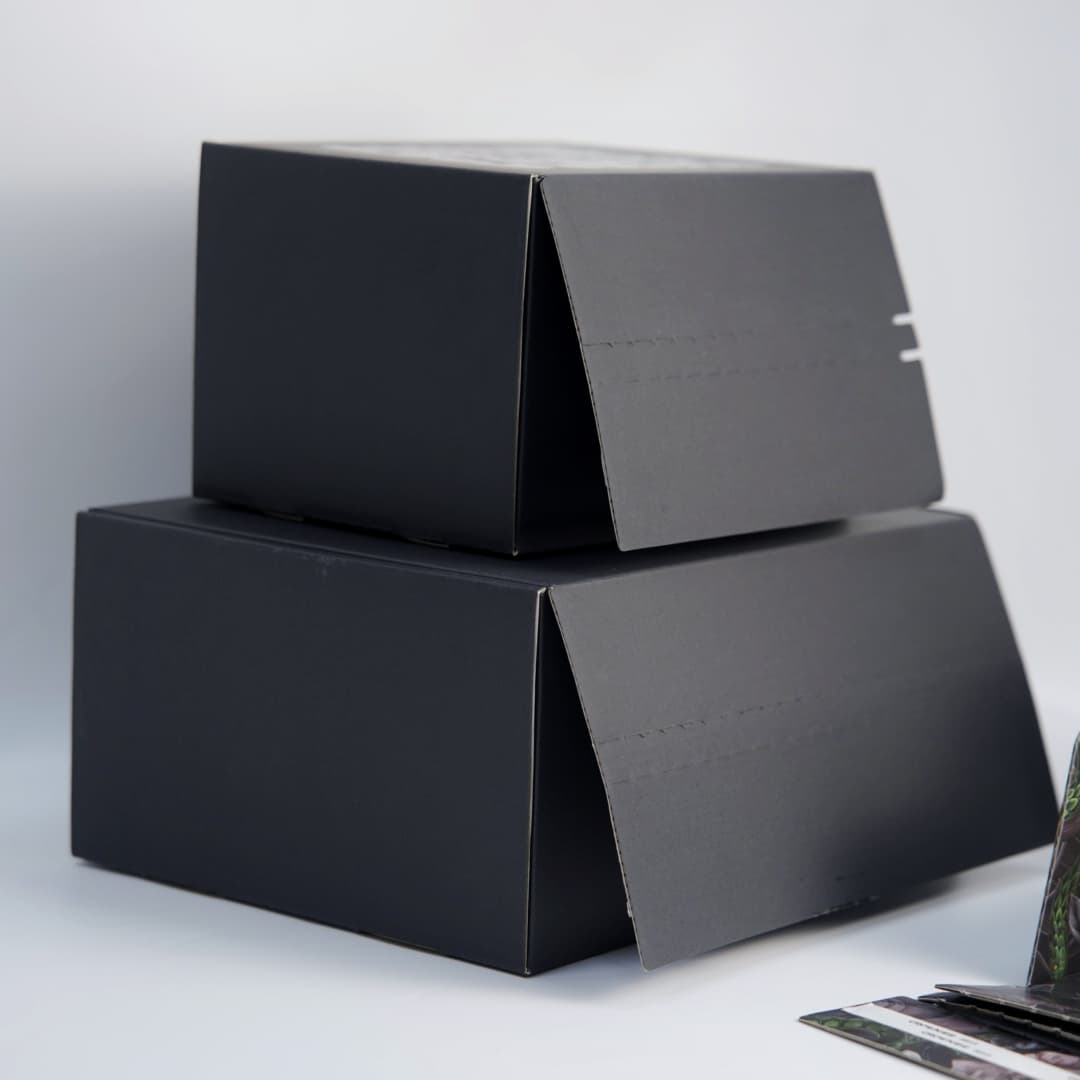 High Quality Black Recyclable Shipping Boxes Wholesale Price Shipping Box Custom Print Paper Board Mailer Express Packaging Box
